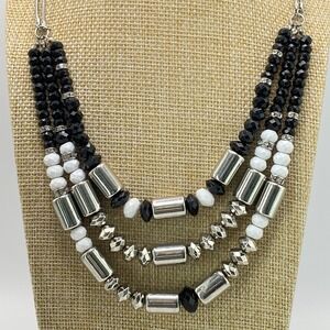 Unsigned Silver Beaded Necklace 1980s Style Black White 23.5"